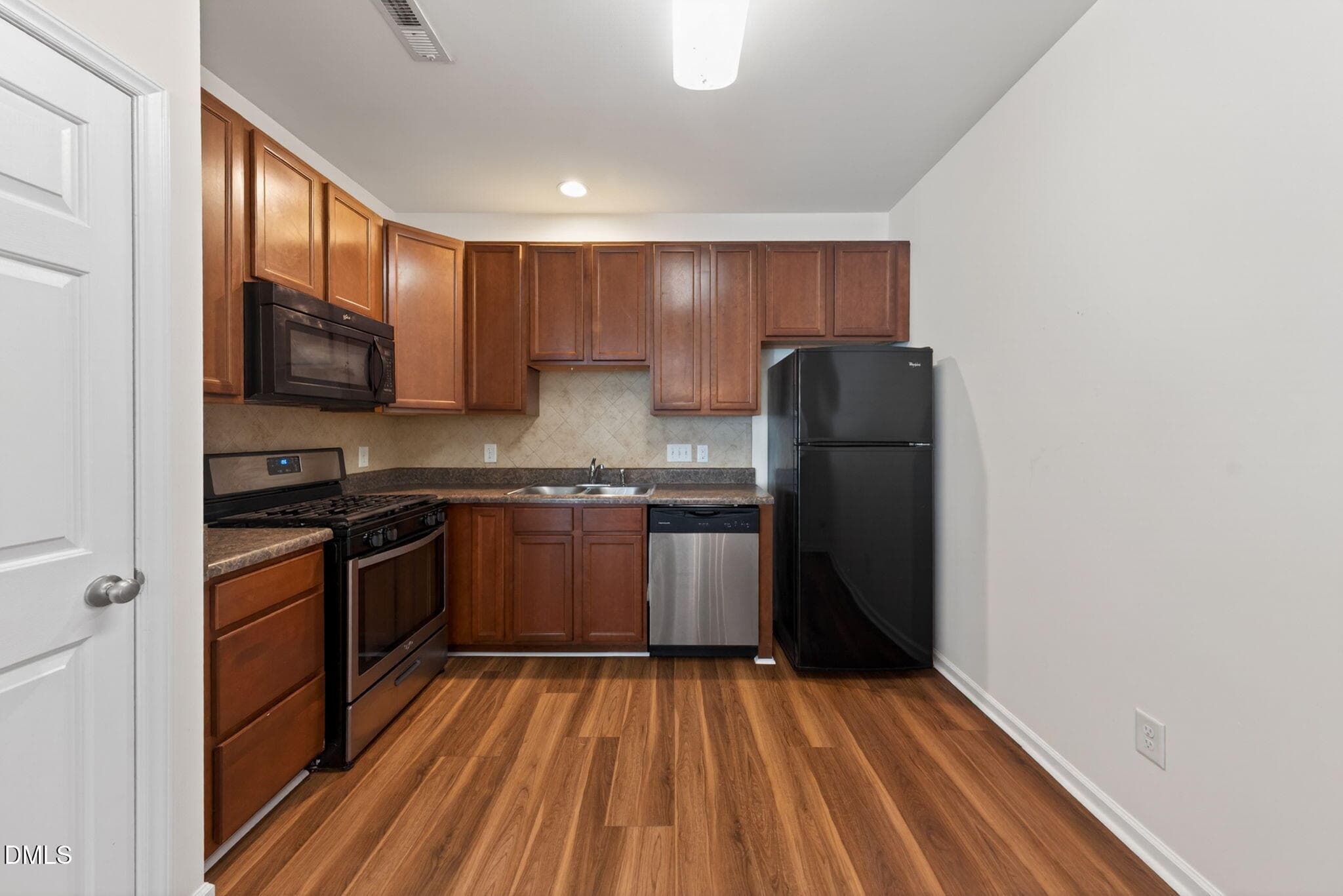 Kitchen - 11100 Gwynn Oaks Drive 105, Raleigh, NC 27614, Raleigh