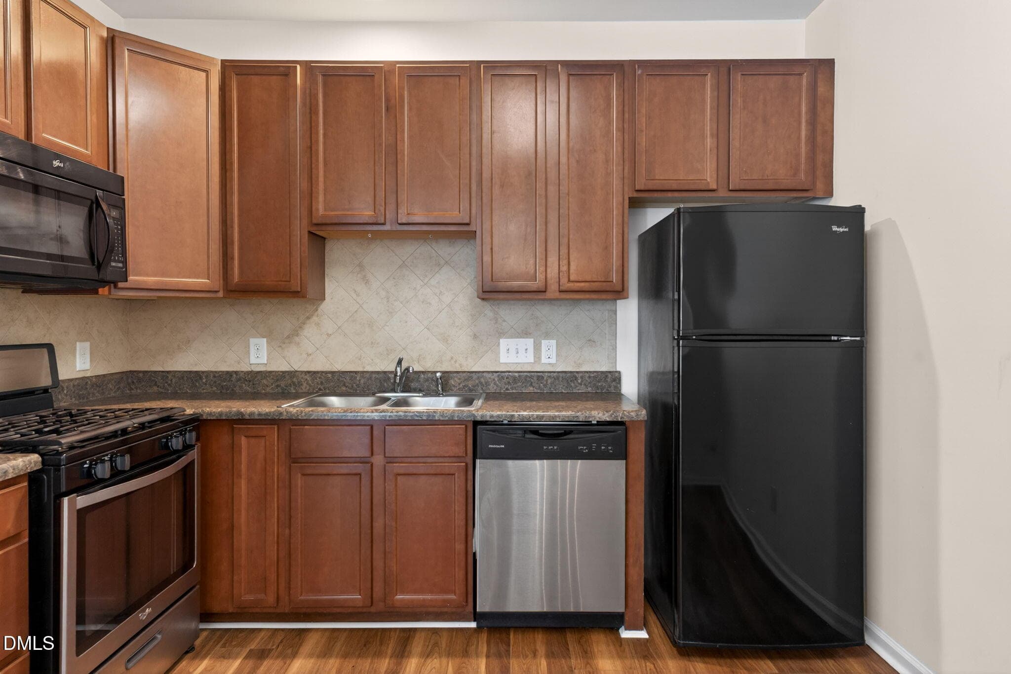 Kitchen - 11100 Gwynn Oaks Drive 105, Raleigh, NC 27614, Raleigh
