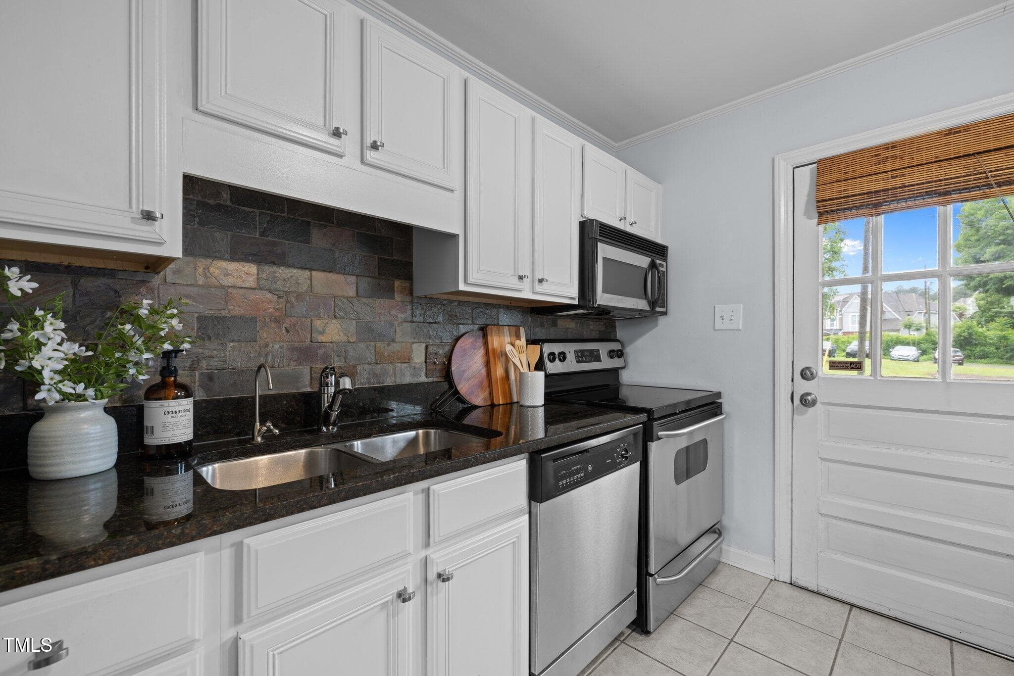 15-web-or-mls-5Z8A7303 - 2331 Bernard Street, Raleigh, NC 27608, Raleigh