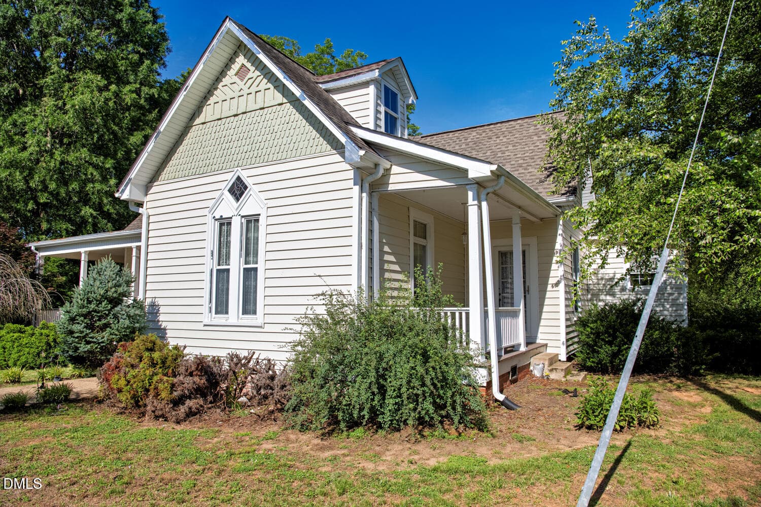 18-Web Ready-NCR_3326-HDR - 11921 Academy Street, Milton, NC 27305