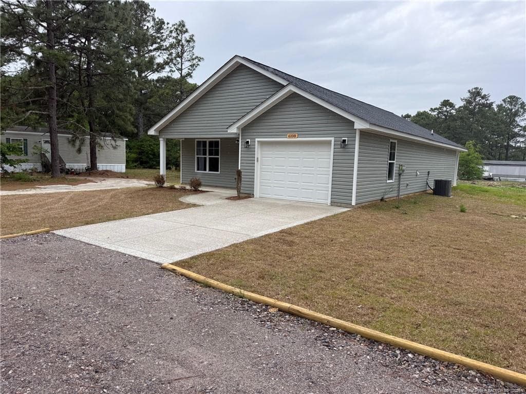 Photo 2 - 6108 Muscat Road, Hope Mills, NC 28348