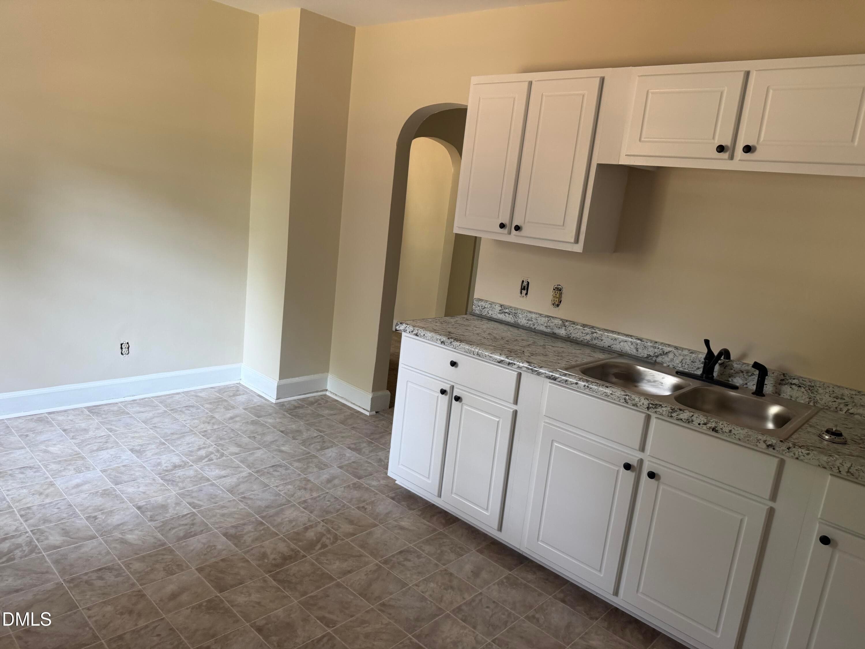 Kitchen 2 - 305 Dewey Street SW, Wilson, NC 27893, Wilson