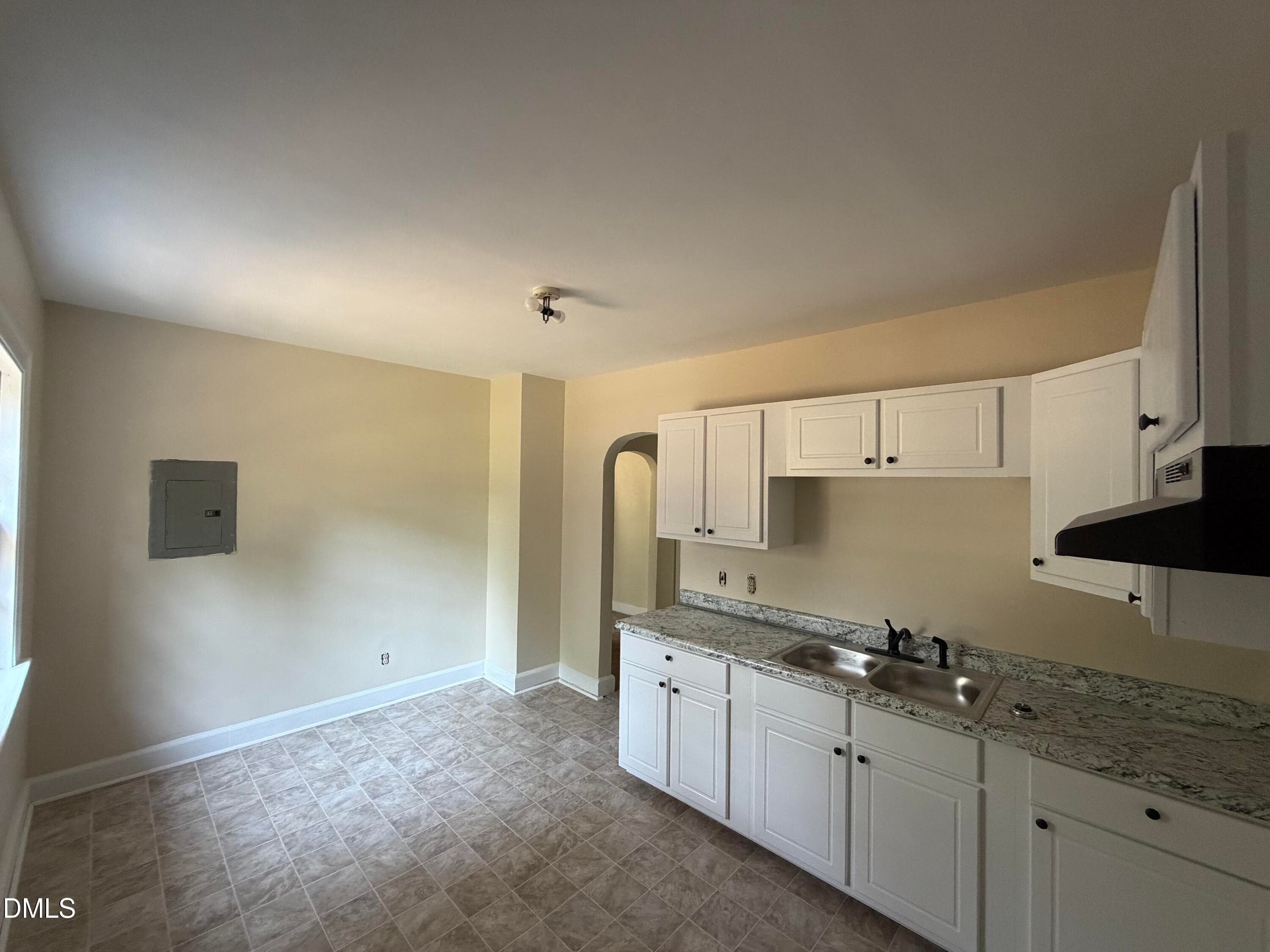 Kitchen 3 - 305 Dewey Street SW, Wilson, NC 27893, Wilson