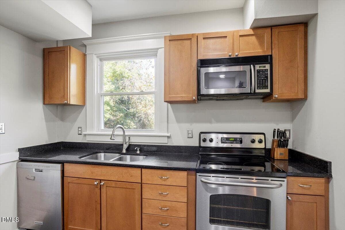 27-807 E Edenton St [2628066]_27 - 807 E Edenton Street, Raleigh, NC 27601, Raleigh