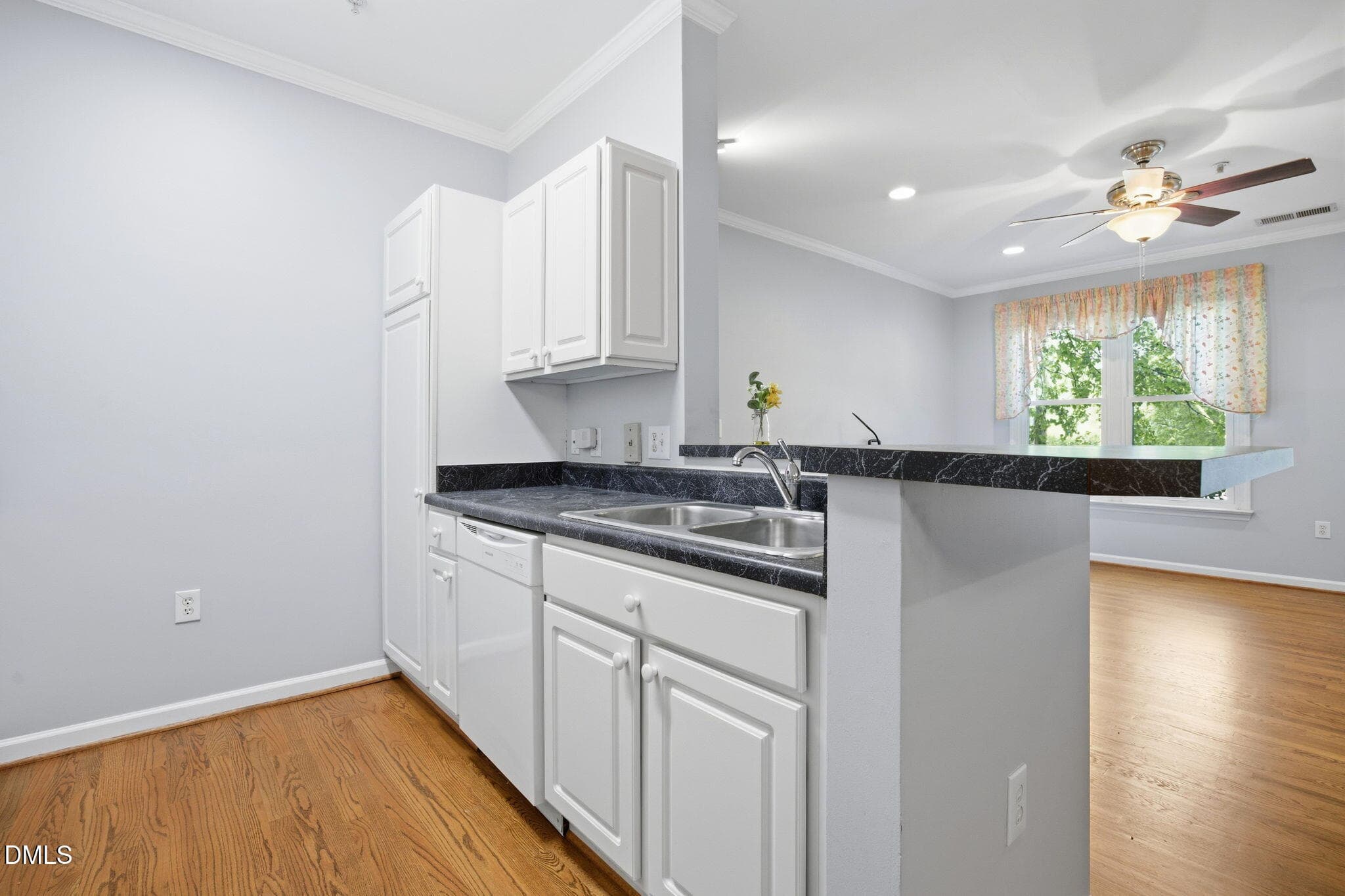 - - 720 N Person Street 106, Raleigh, NC 27604