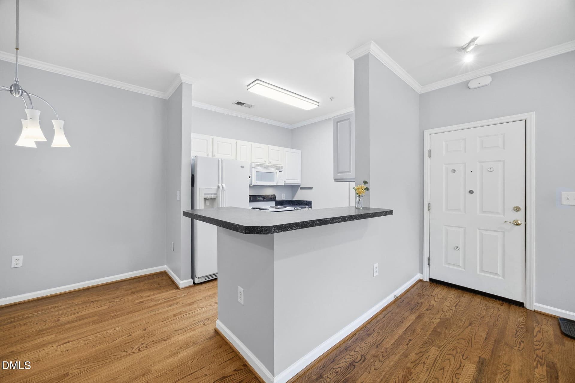- - 720 N Person Street 106, Raleigh, NC 27604
