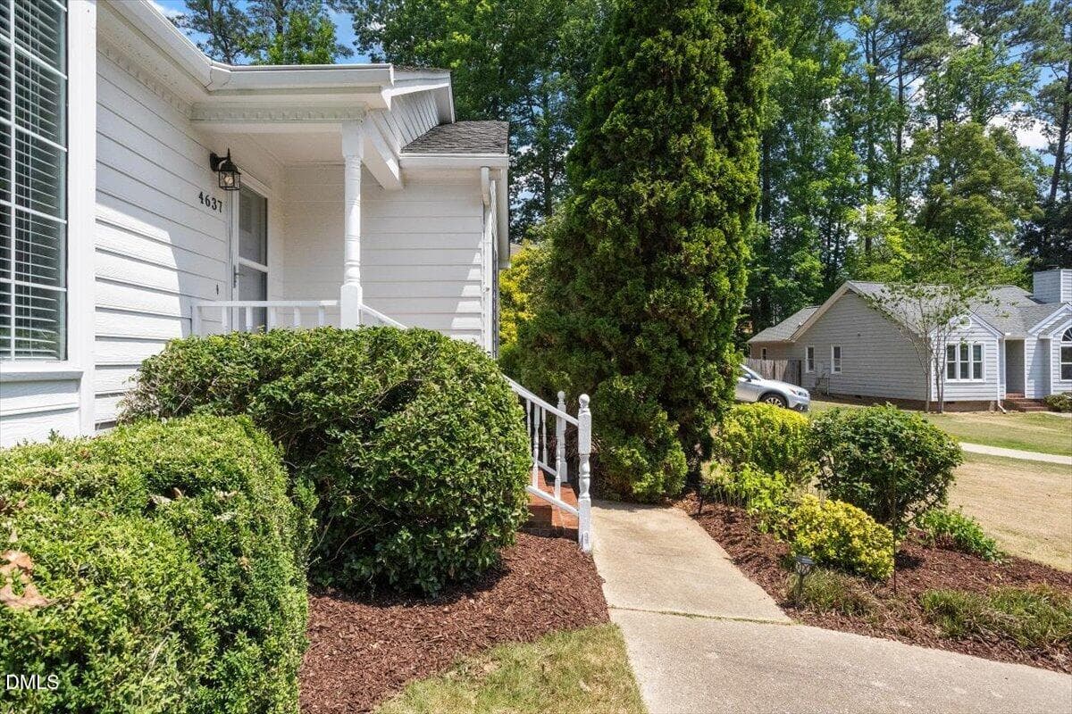 04-4637 Timberhurst Dr [3091173]_04 - 4637 Timberhurst Drive, Raleigh, NC 27612, Raleigh