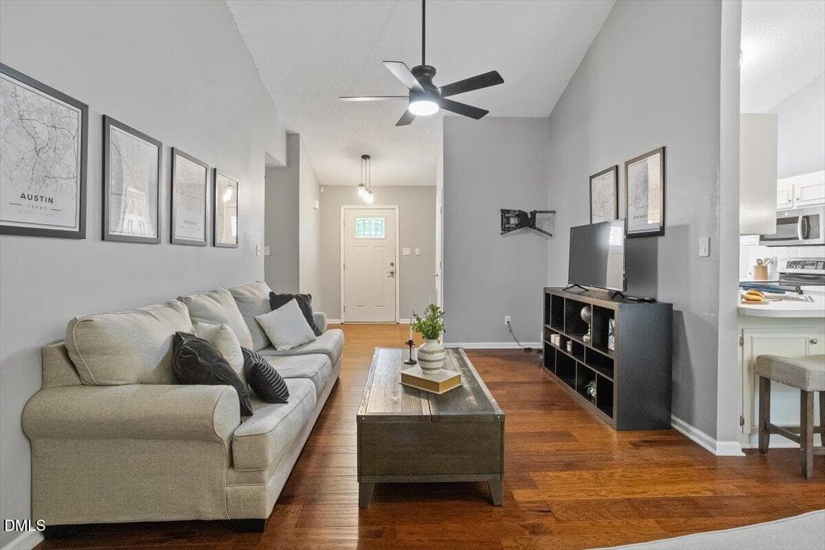 13-4637 Timberhurst Dr [3091173]_13 - 4637 Timberhurst Drive, Raleigh, NC 27612, Raleigh