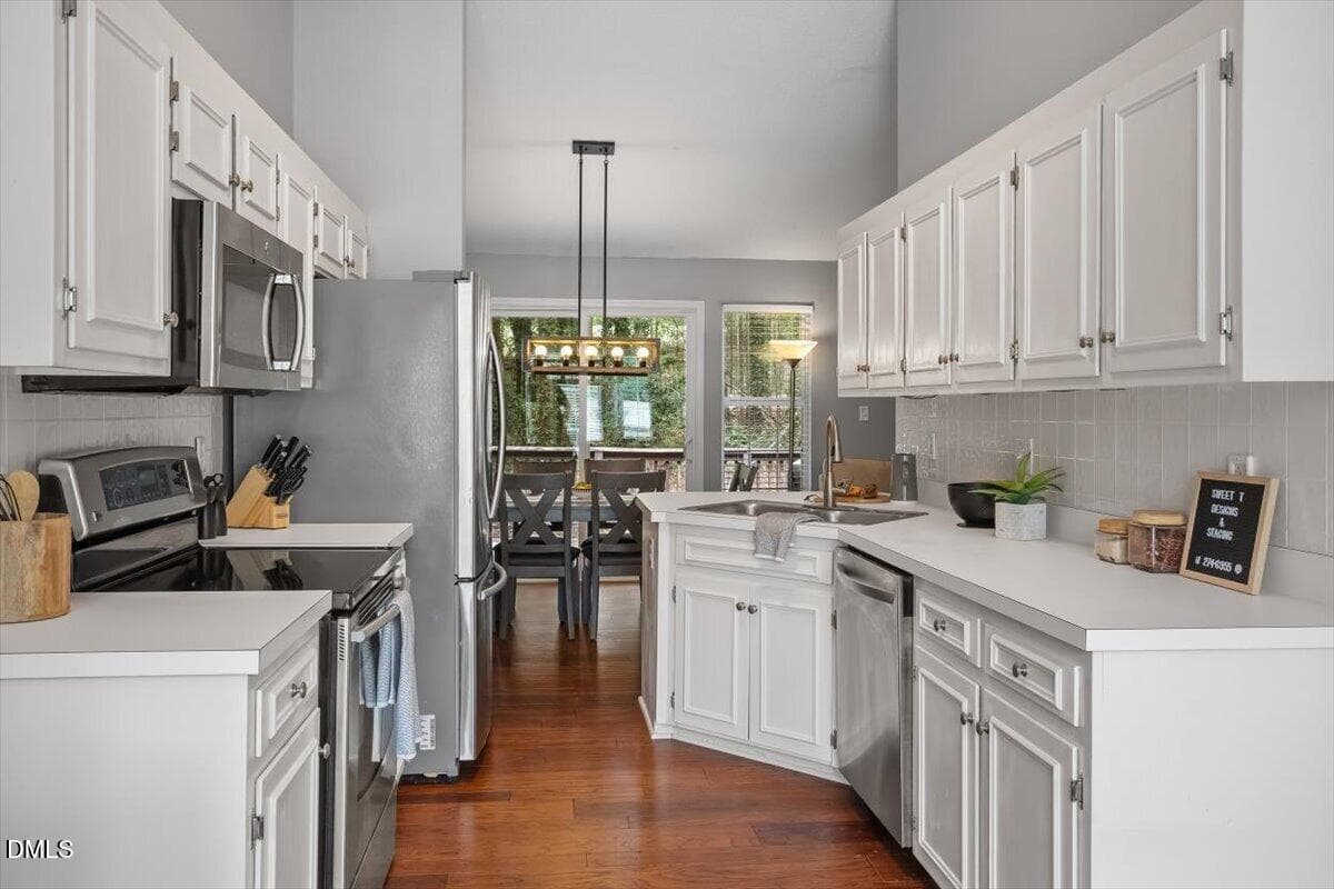 18-4637 Timberhurst Dr [3091173]_18 - 4637 Timberhurst Drive, Raleigh, NC 27612, Raleigh