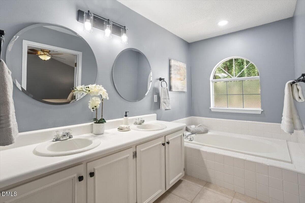 34-4637 Timberhurst Dr [3091173]_34 - 4637 Timberhurst Drive, Raleigh, NC 27612, Raleigh