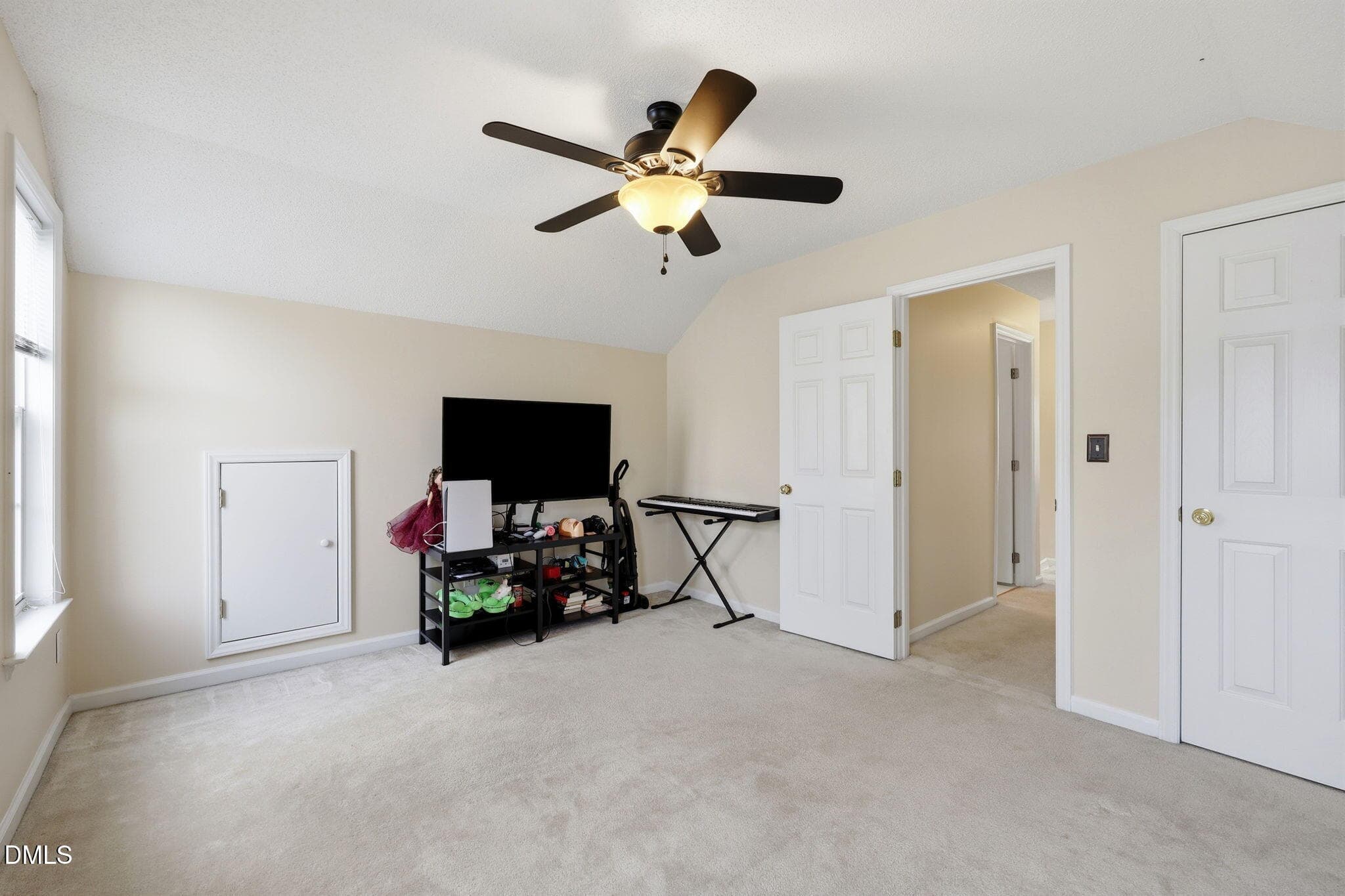 48-web-or-mls-IMG_4857 - 2117 Castle Pines Drive, Raleigh, NC 27604