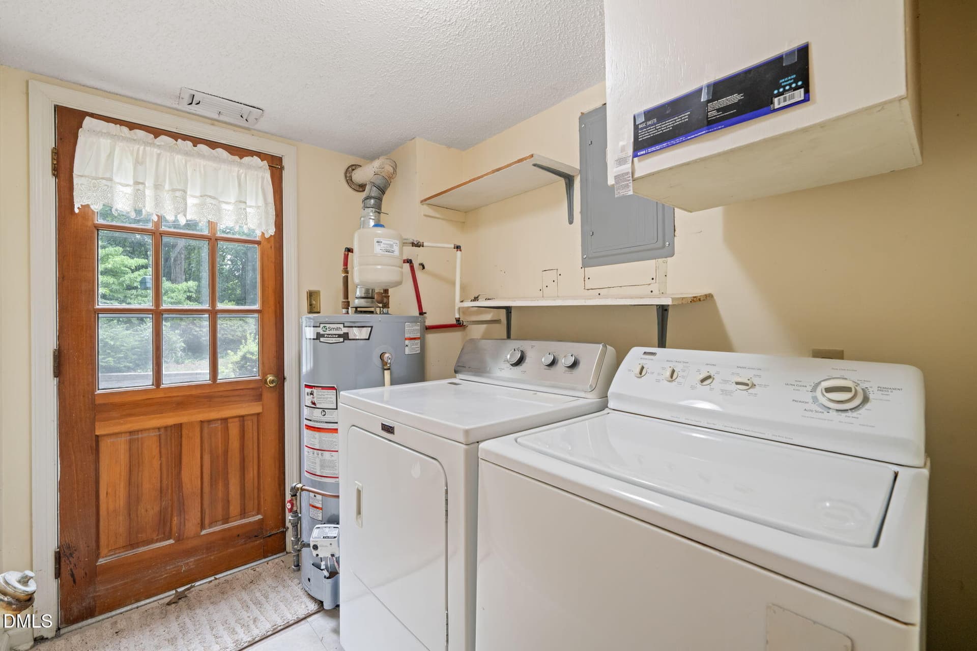 laundry - 1103 Warren Avenue, Cary, NC 27511