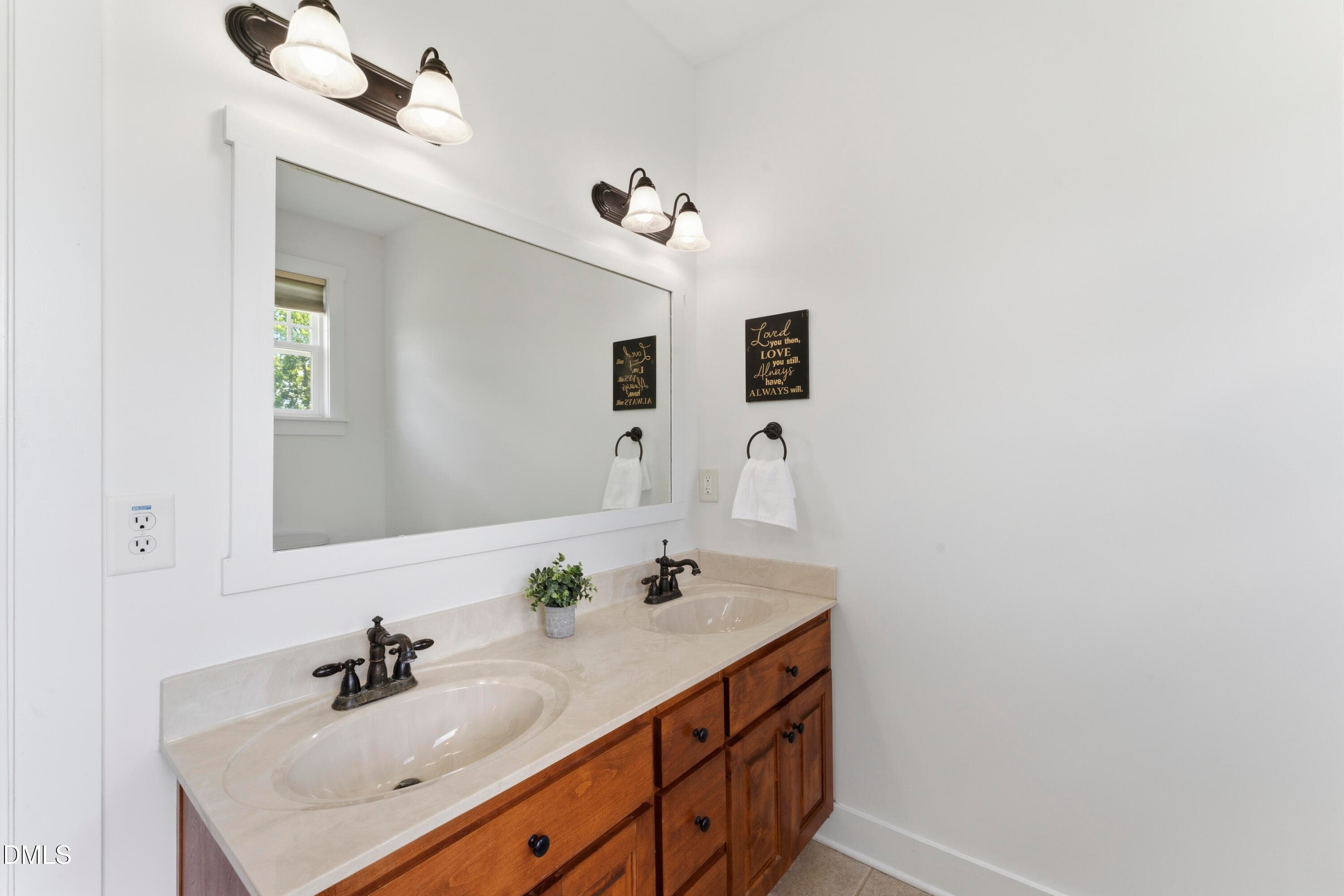 Primary Bath - 160 Braddock Drive, Lillington, NC 27546