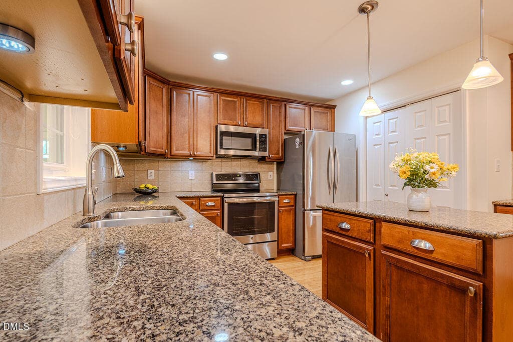 0S3A0222-HDR-2 - 1806 Medfield Road, Raleigh, NC 27607, Raleigh