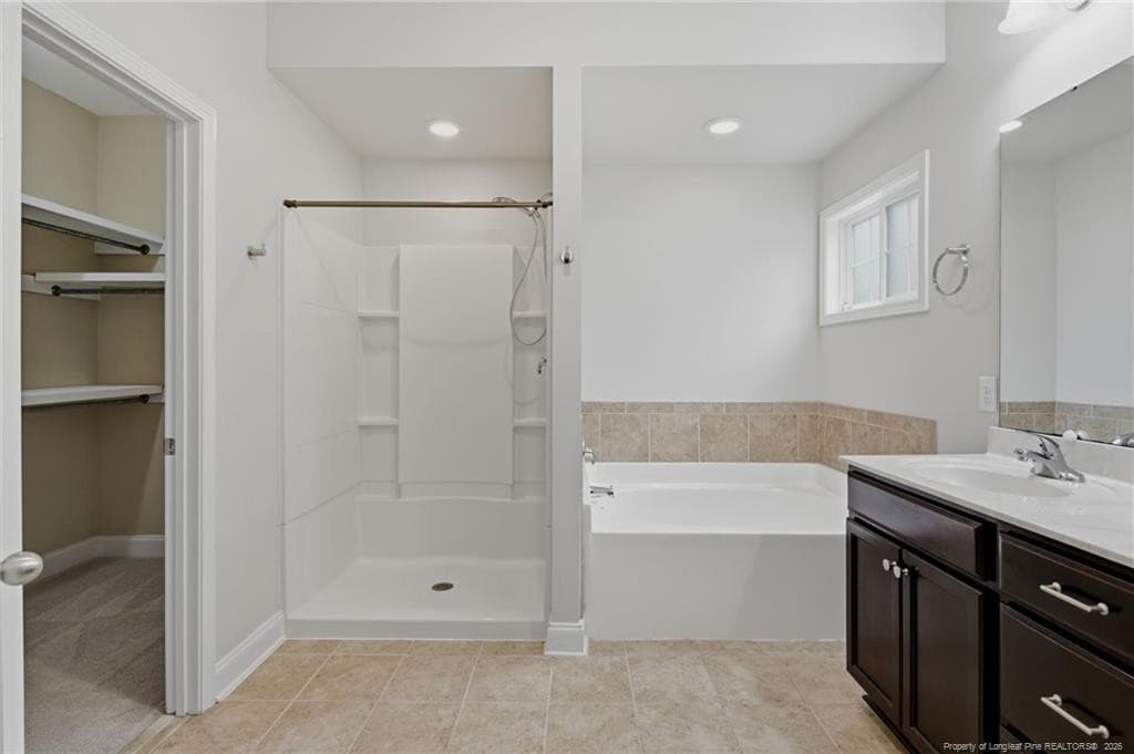 Photo 22 - 1536 Grassy Branch Drive, Fayetteville, NC 28304, Fayetteville