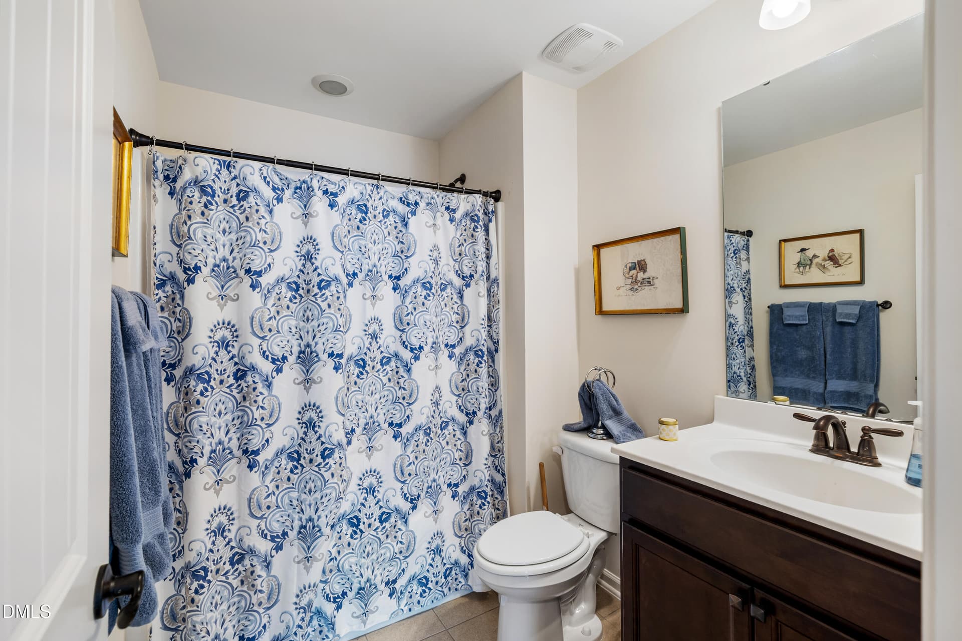 Bath - 300 Bridge Street, Hillsborough, NC 27278