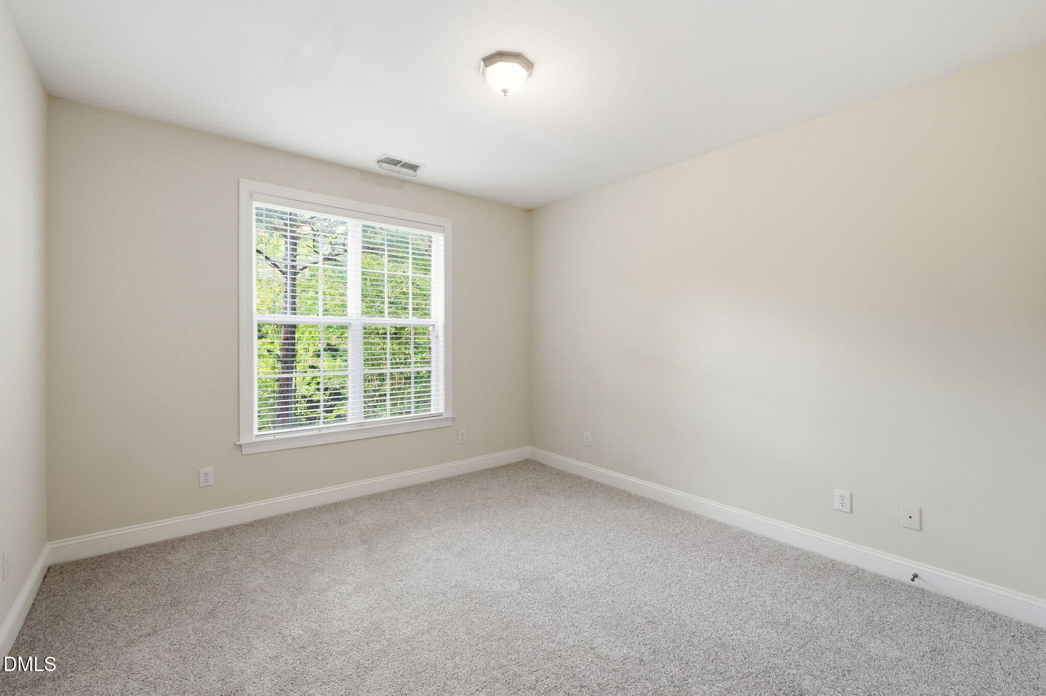 Guest bedroom 1 - 124 Providence Glen Drive, Chapel Hill, NC 27514, Chapel Hill
