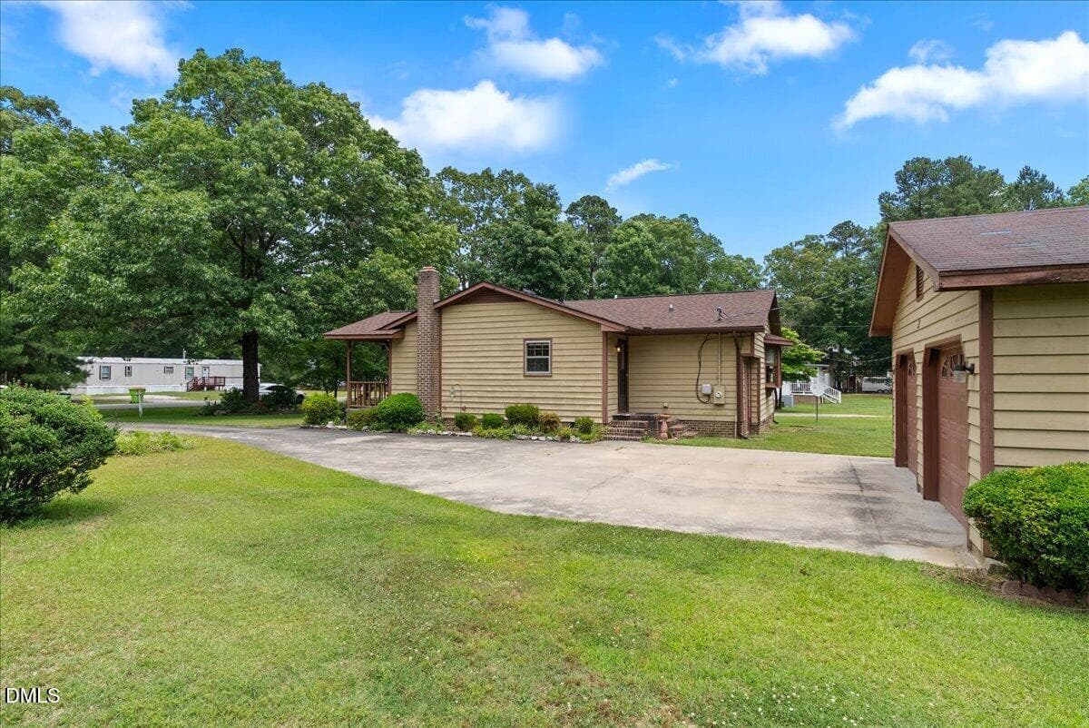 07-DSC02368 - Copy - 311 Farley Circle, Roanoke Rapids, NC 27870