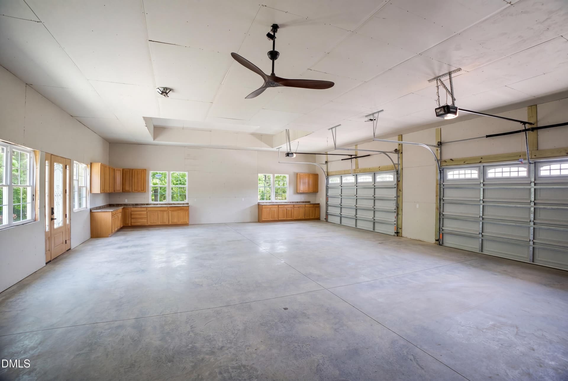 garage - 65 Soggy Bottom Trail, Zebulon, NC 27597