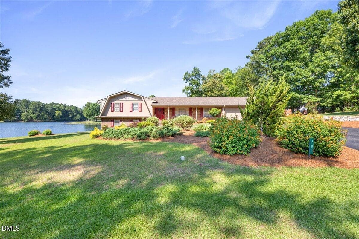 02-200 Edgwater-2 - 200 Edgewater Drive, Broadway, NC 27505