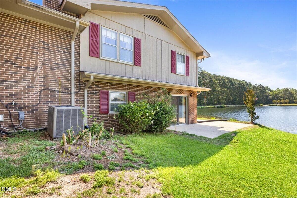42-200 Edgwater-42 - 200 Edgewater Drive, Broadway, NC 27505