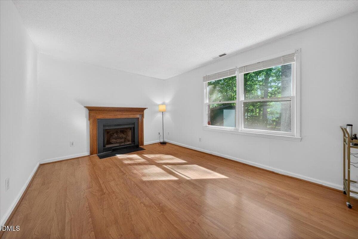 37-5806wrenwoodcourtDurhamNC27703_040 - 5806 Wrenwood Court, Durham, NC 27703, Durham