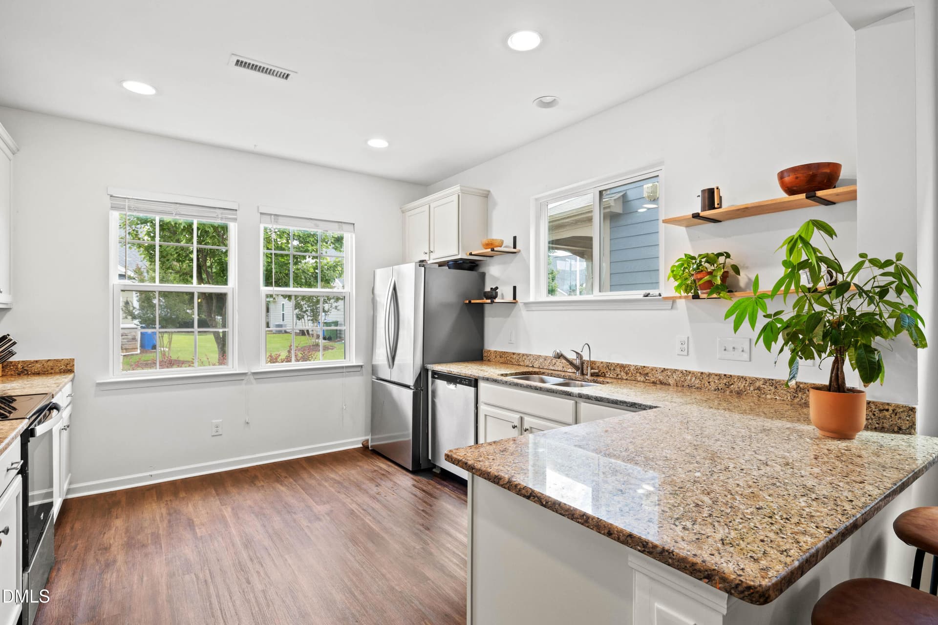 13_beyc6a1f71440c844 - 537 Duchart Lane, Fuquay Varina, NC 27526