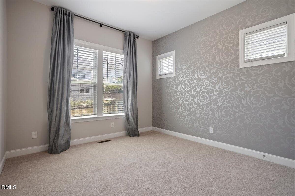 Main Floor Guest Suite - 104 Evans Crest Lane, Holly Springs, NC 27540, Holly Springs