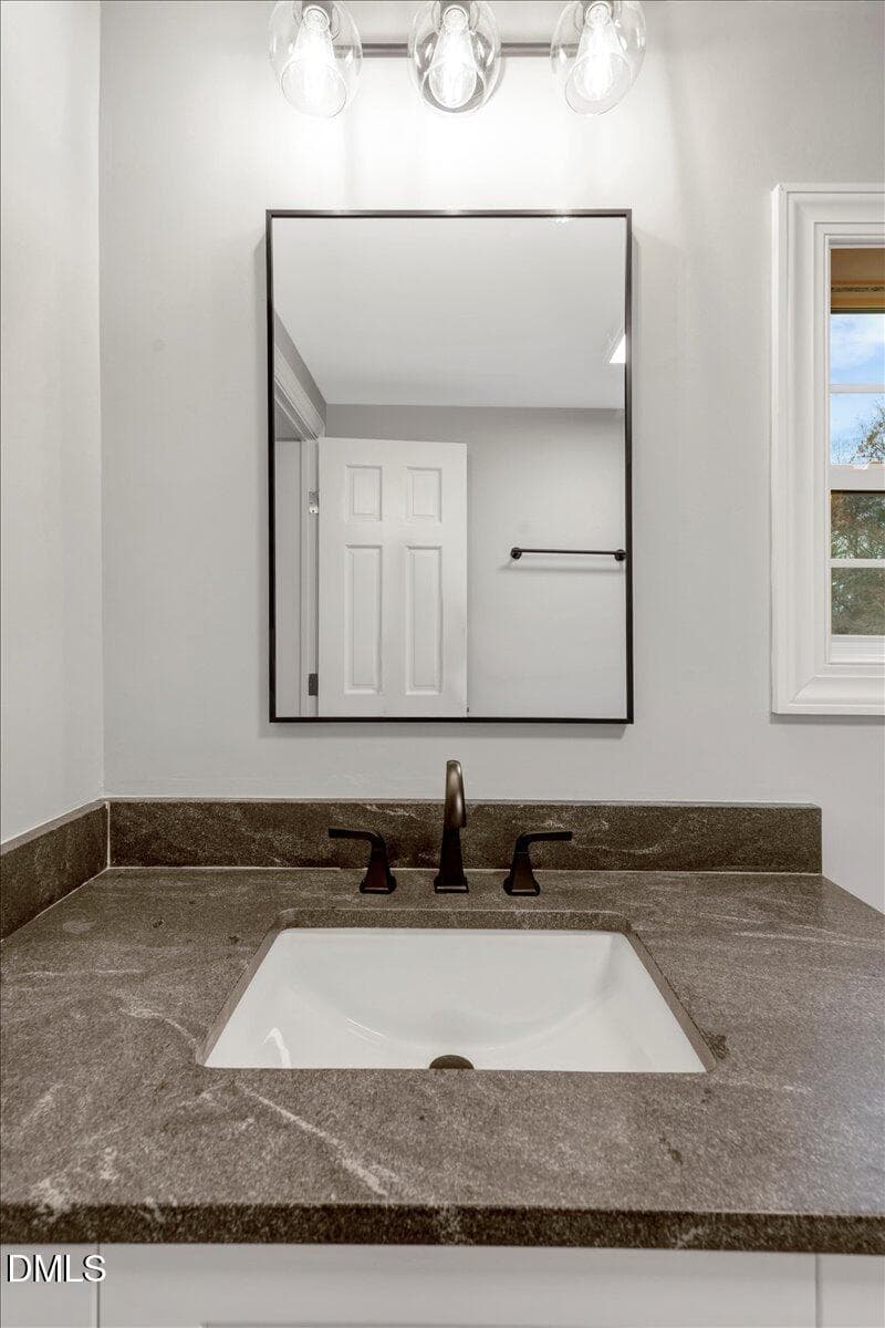 42-DSC09956 - 950 Cedar Cove Road, Henderson, NC 27537