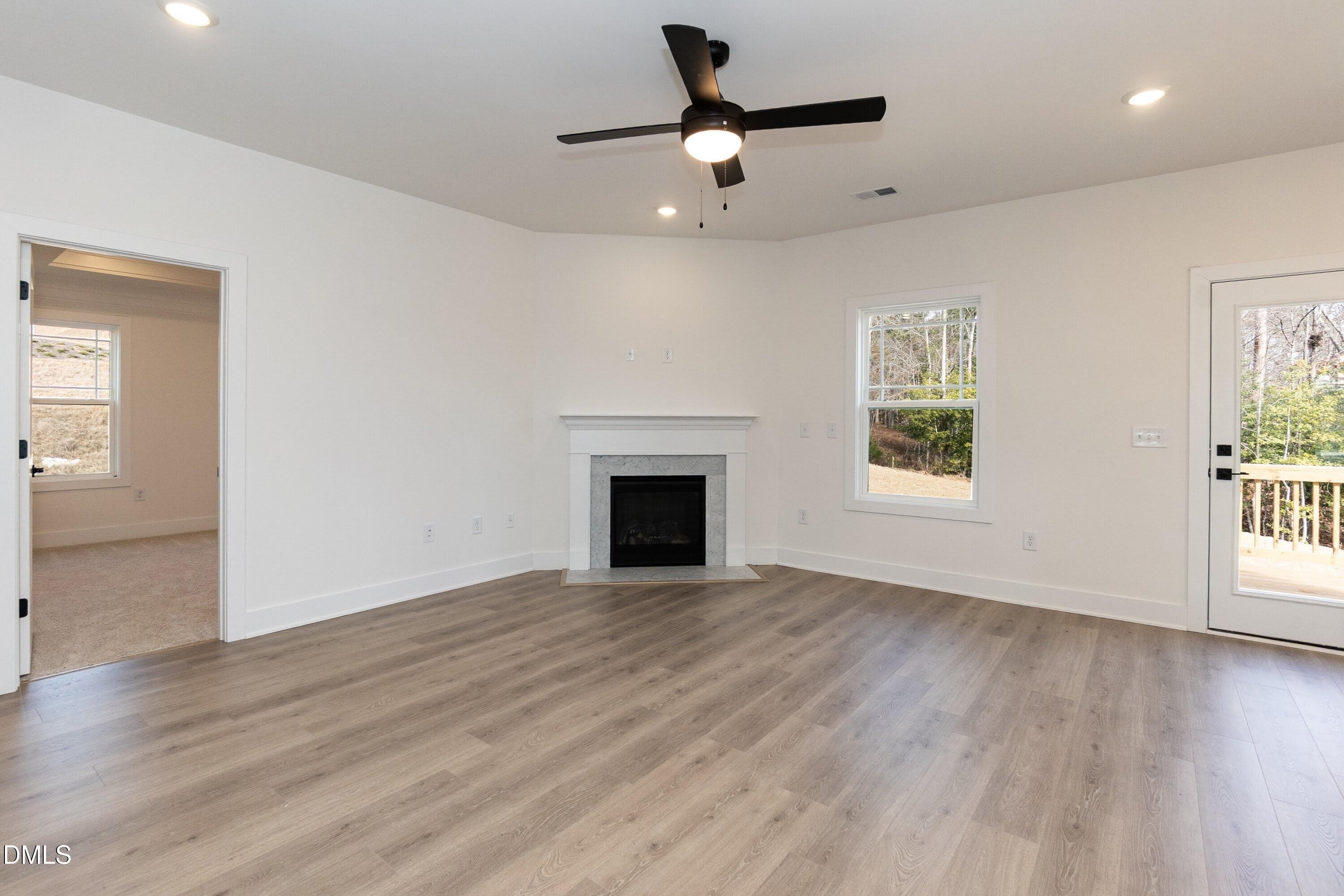 Living 02 - 611 Melrose Court, Sanford, NC 27330, Sanford