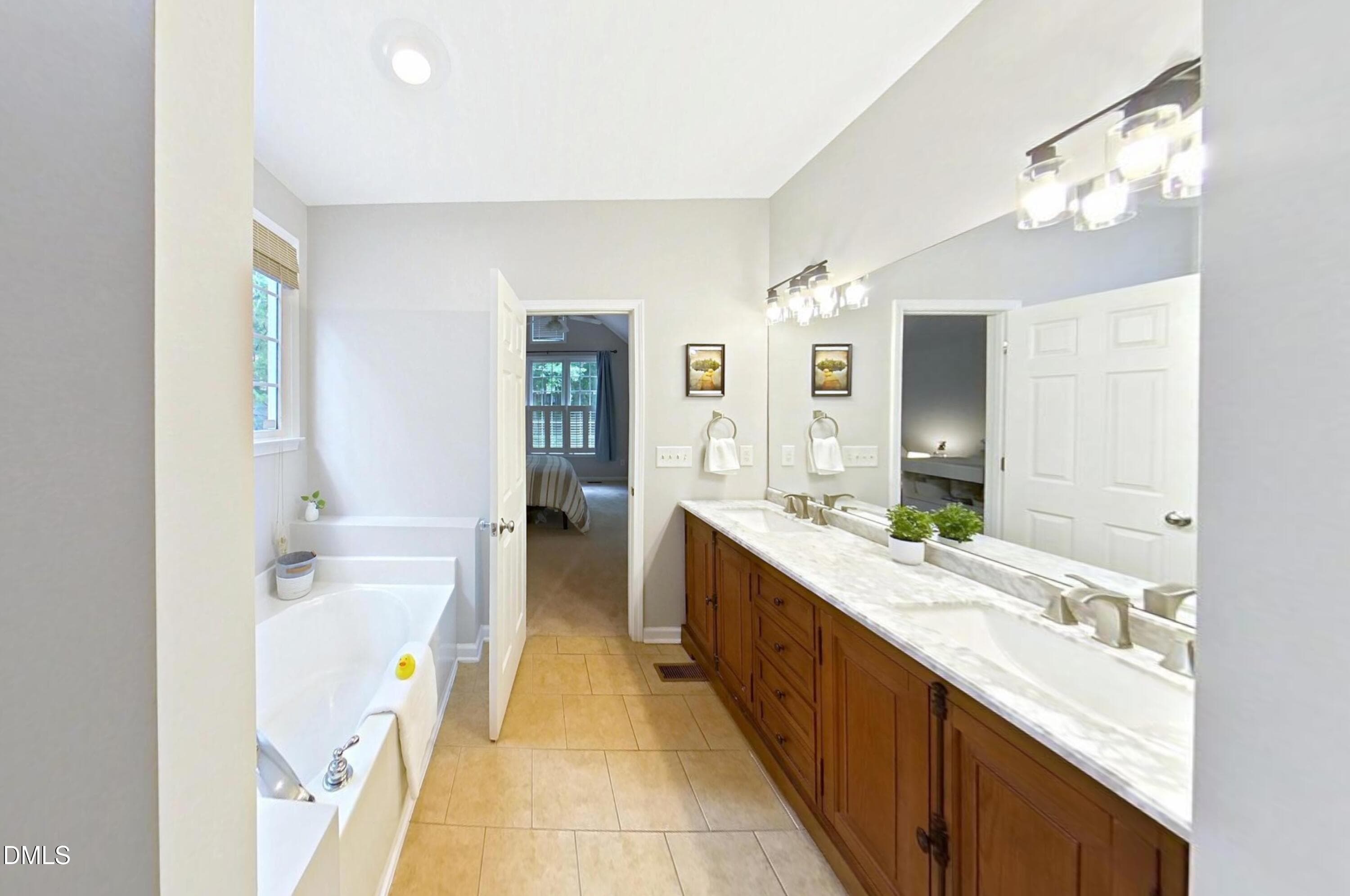 Image 18 - 5806 Whispering Meadow Lane, Durham, NC 27712, Durham
