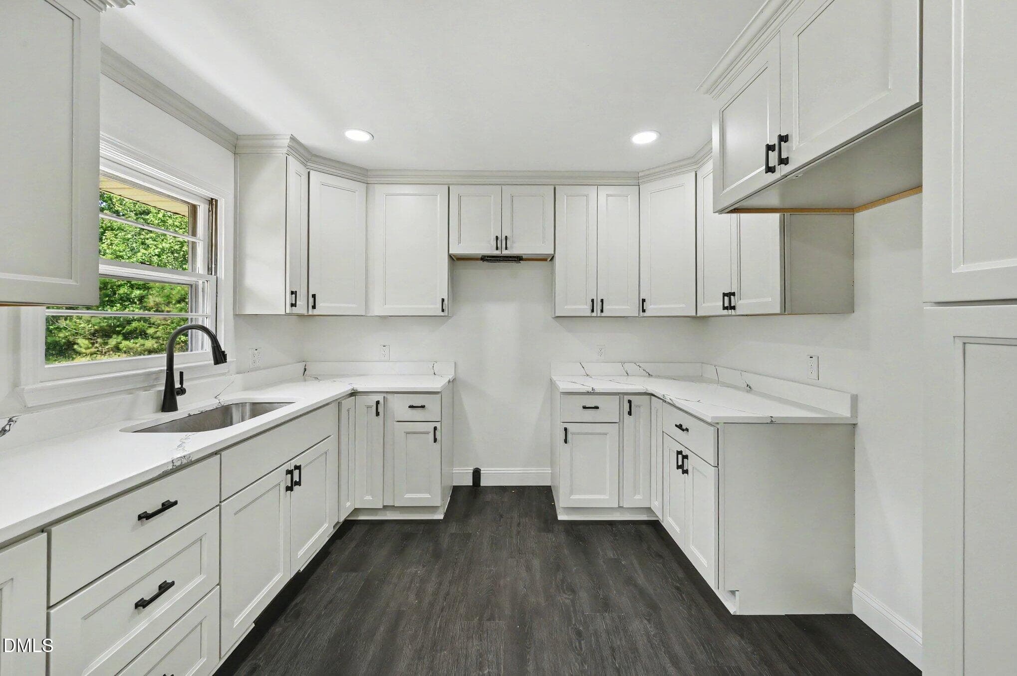 010_file_5080 - 3662 W Antioch Drive, Oxford, NC 27565