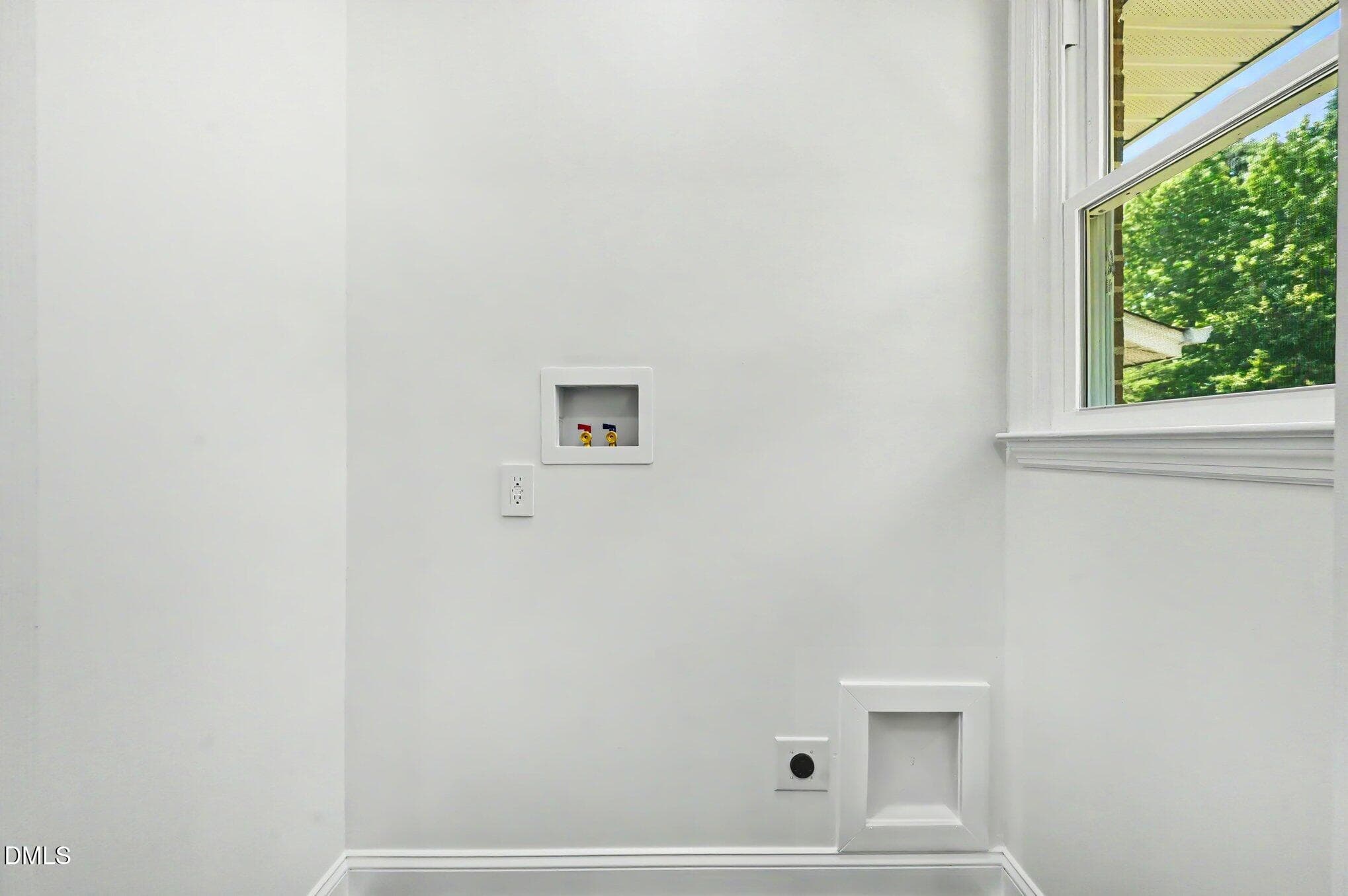 013_file_8878 - 3662 W Antioch Drive, Oxford, NC 27565
