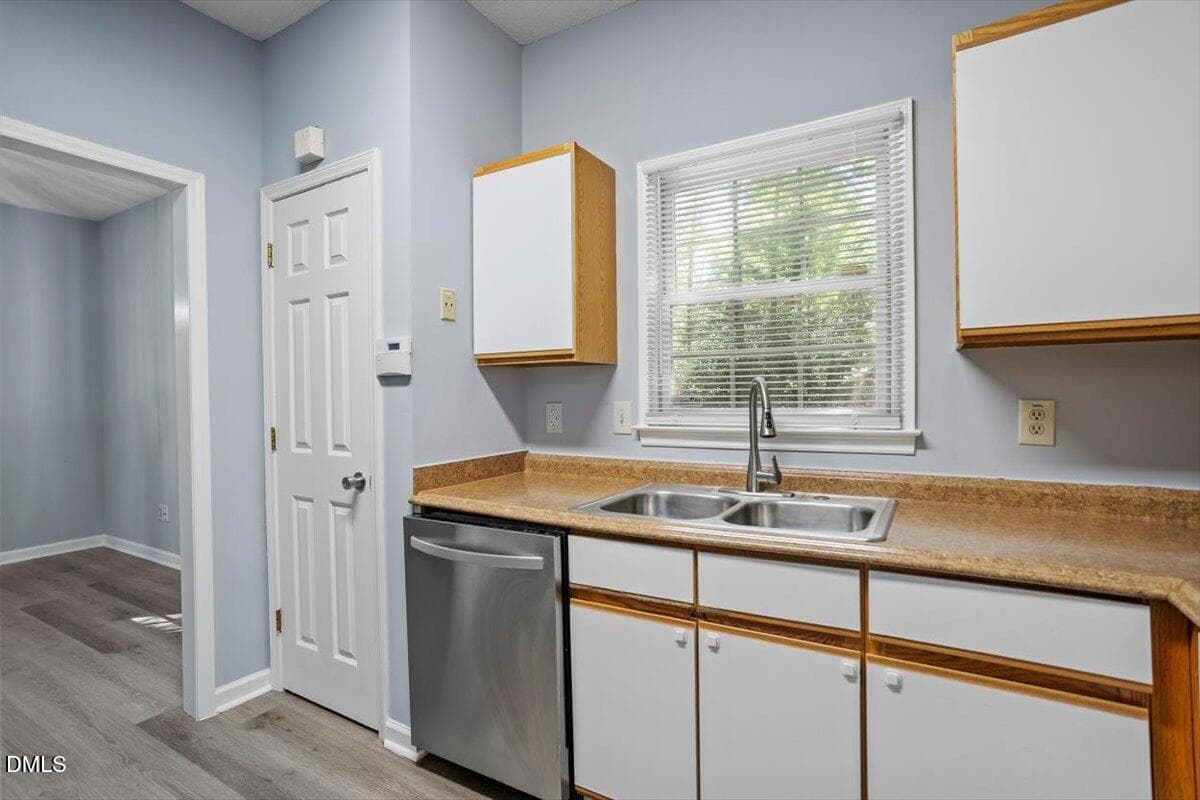 20-4016 Charleston Park Dr [3119920]_20 - 4016 Charleston Park Drive, Raleigh, NC 27604, Raleigh