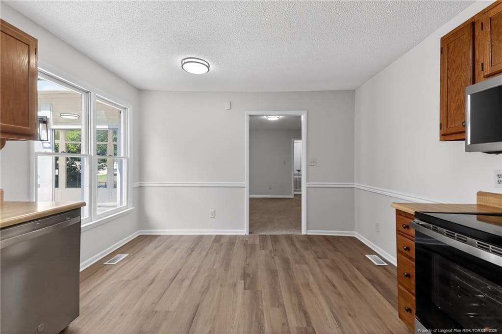 Photo 8 - 6509 Sudbury Drive, Fayetteville, NC 28304, Fayetteville