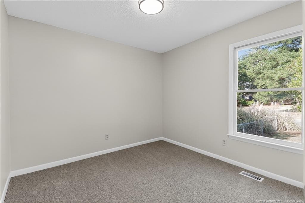 Photo 16 - 6509 Sudbury Drive, Fayetteville, NC 28304, Fayetteville
