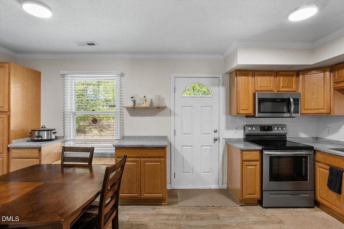 16-2 Capri Terrace [3154176]_16 - 2 Capri Terrace, Durham, NC 27703, Durham