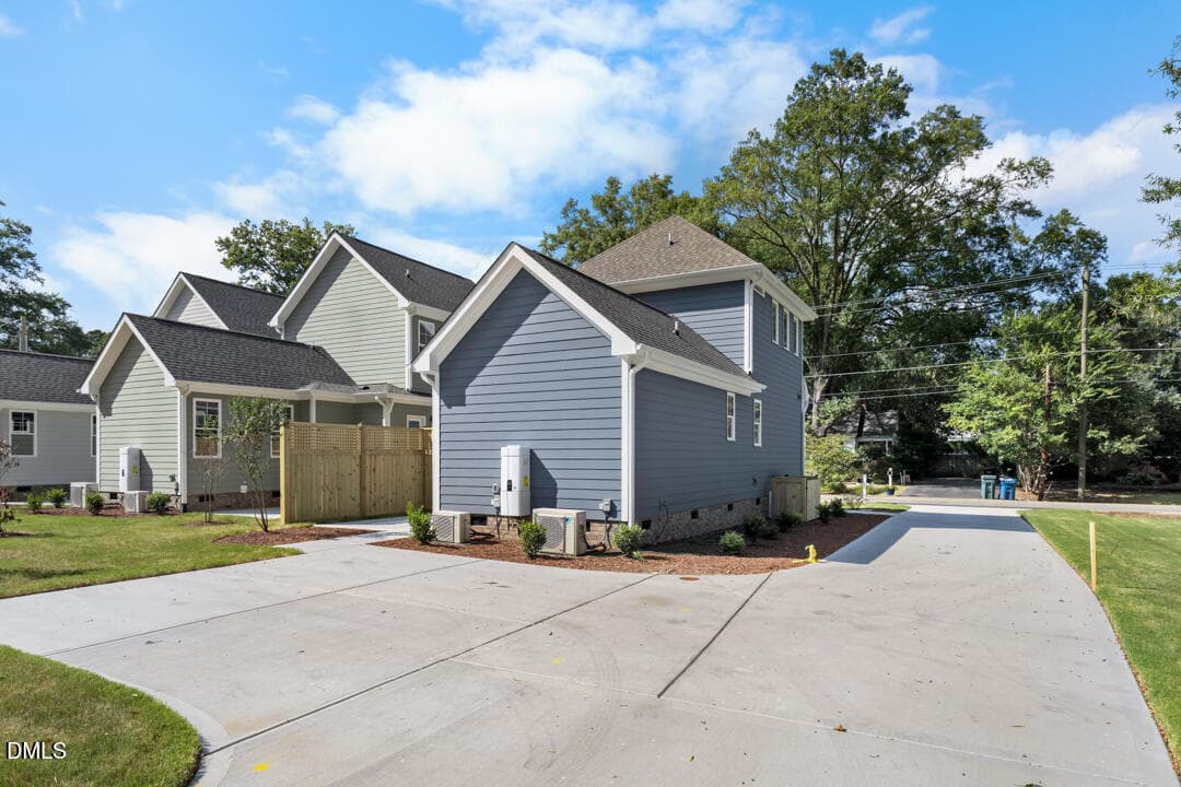 Side of Structure - 2803 B Fawn Avenue, Durham, NC 27705, Durham
