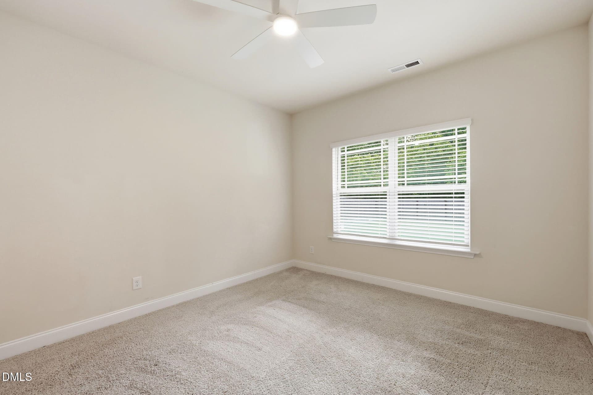 24-web-or-mls-IMG_4575 - 123 Woodwater Circle, Lillington, NC 27546