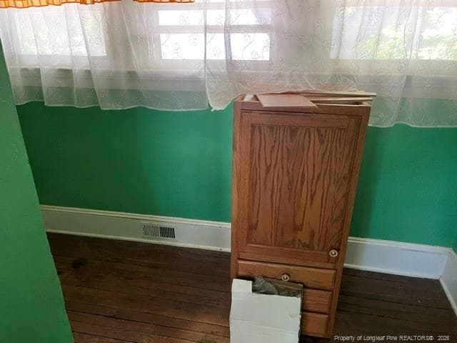 Photo 6 - 1412 Morganton Road, Fayetteville, NC 28305, Fayetteville