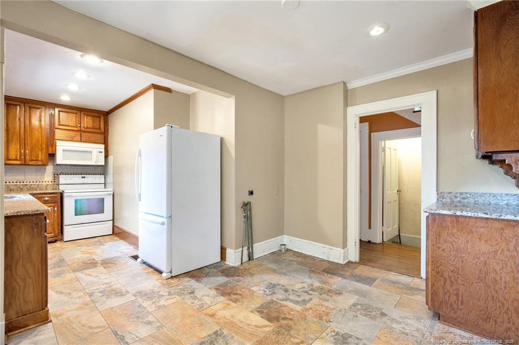 Photo 9 - 906 W Rowan Street, Fayetteville, NC 28301