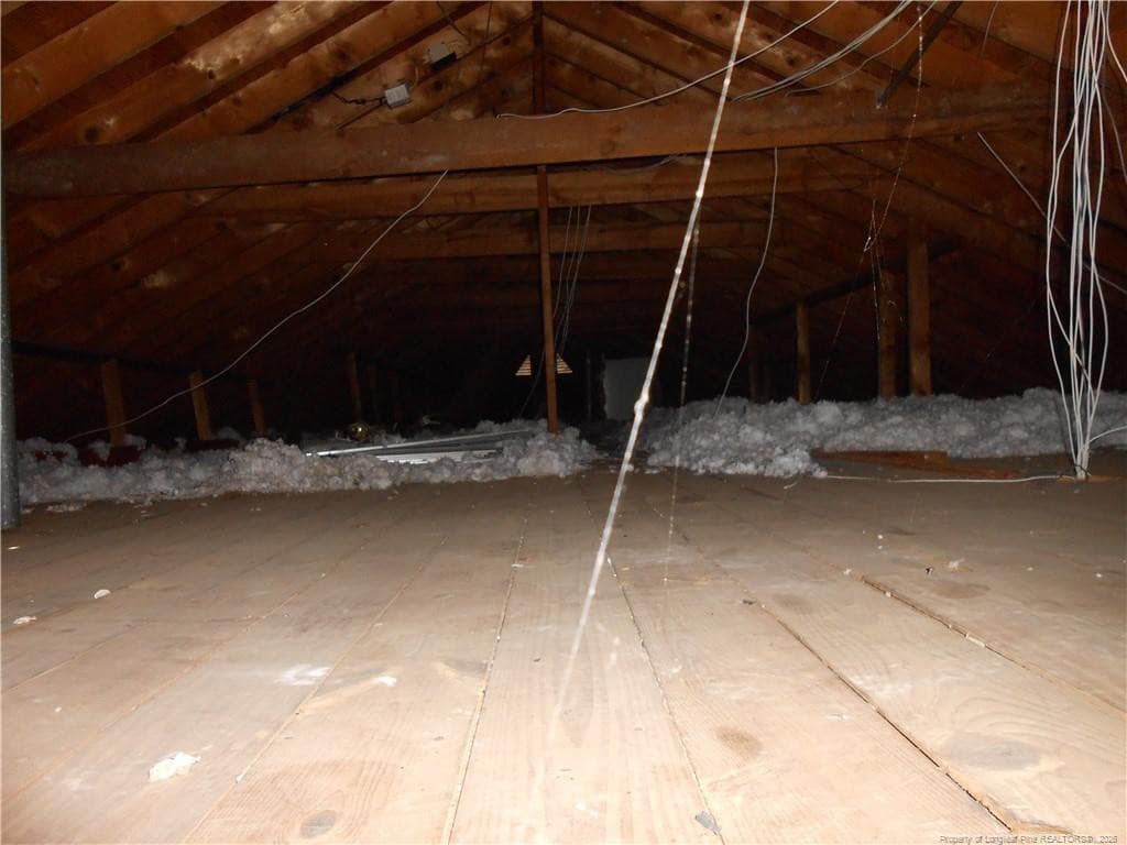 Attic - 305 W 32 Street, Lumberton, NC 28358