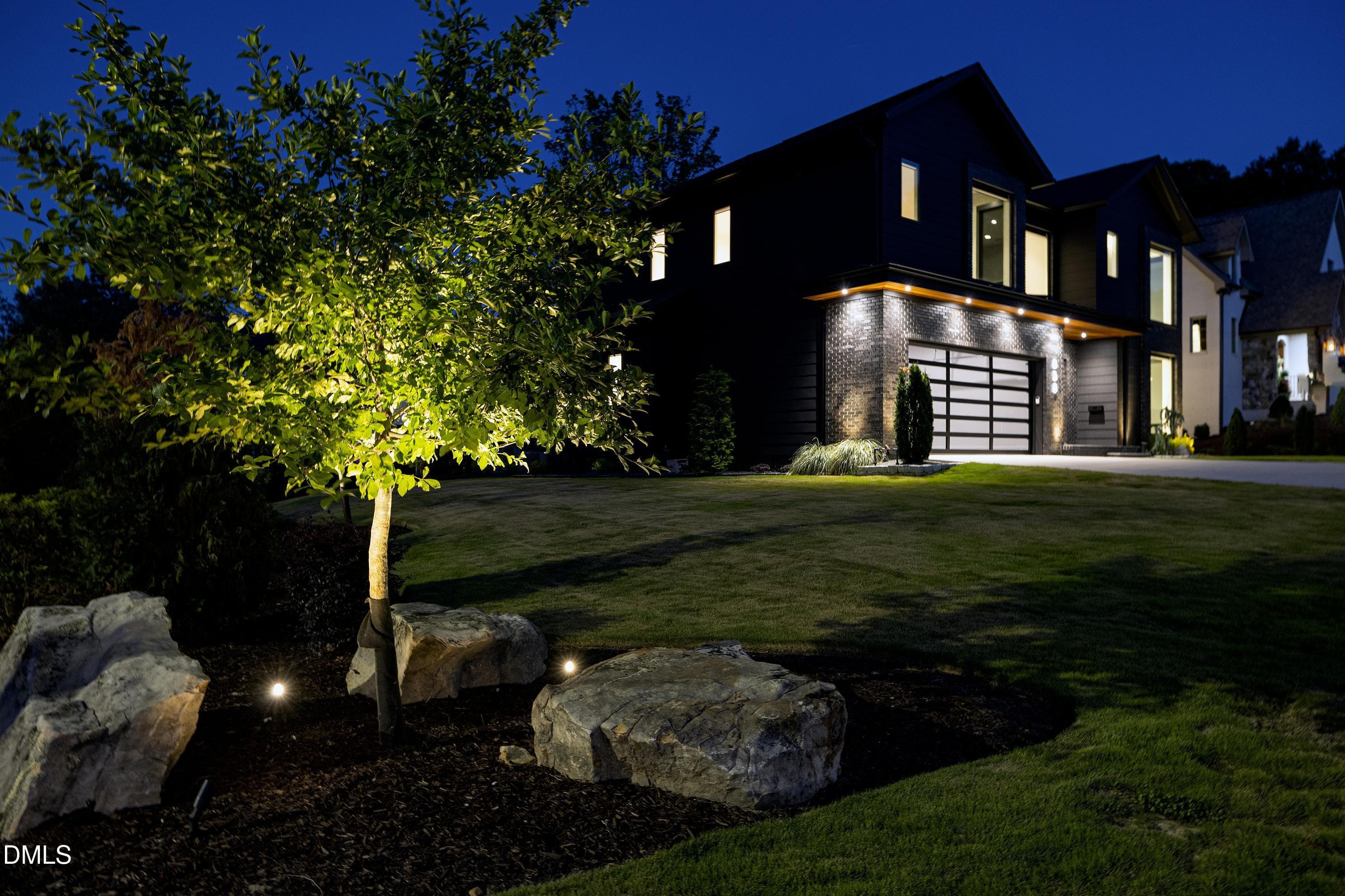 Twilight 8-3000 - 838 Woodburn Road, Raleigh, NC 27605, Raleigh