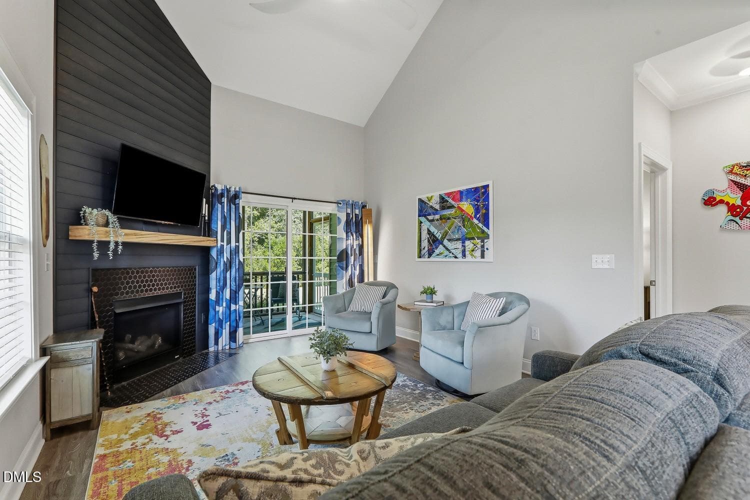 025-017-Family Room-1500x1000 - 529 Barneswyck Drive, Fuquay Varina, NC 27526