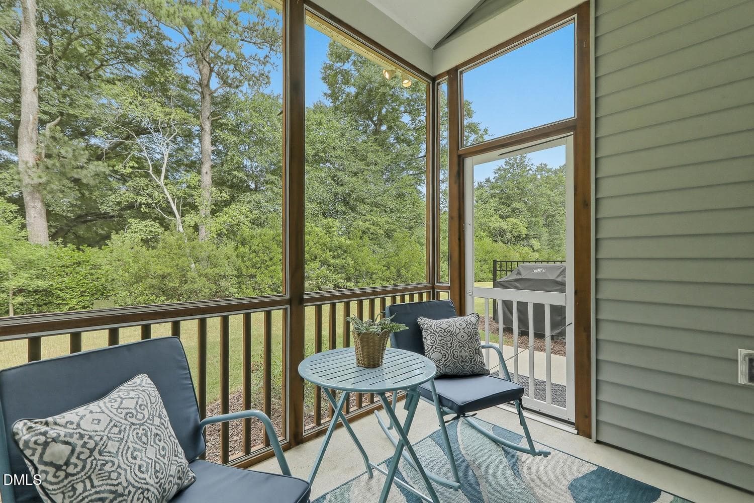 050-033-Screenedin Porch-1500x1000 - 529 Barneswyck Drive, Fuquay Varina, NC 27526