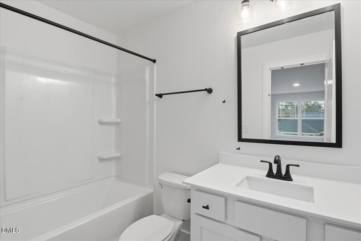 Full Bathroom 2 - 108 Jackson Rdg Way, Pikeville, NC 27863