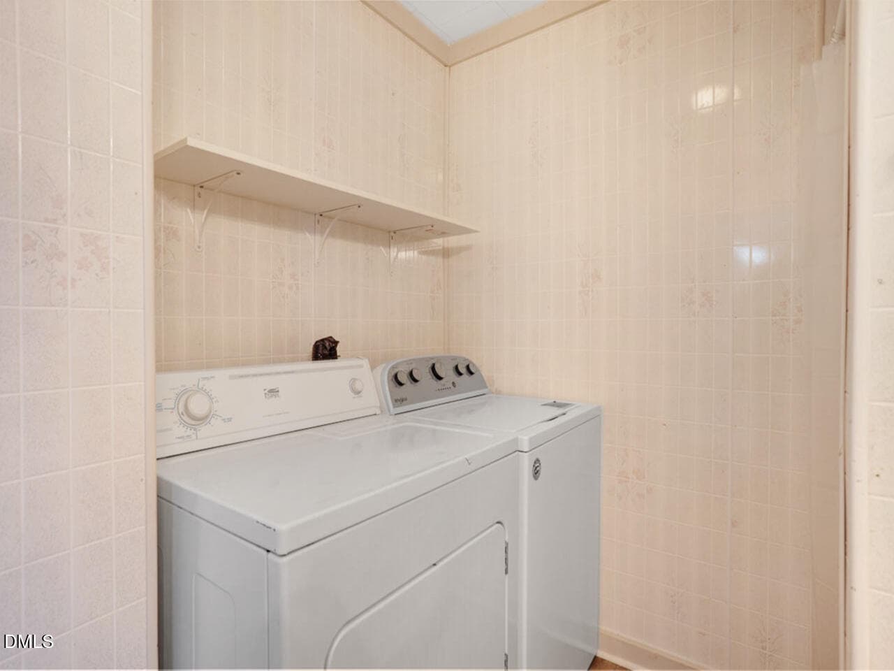 56 DU3A9455 - 207 Price Street, Pine Level, NC 27576