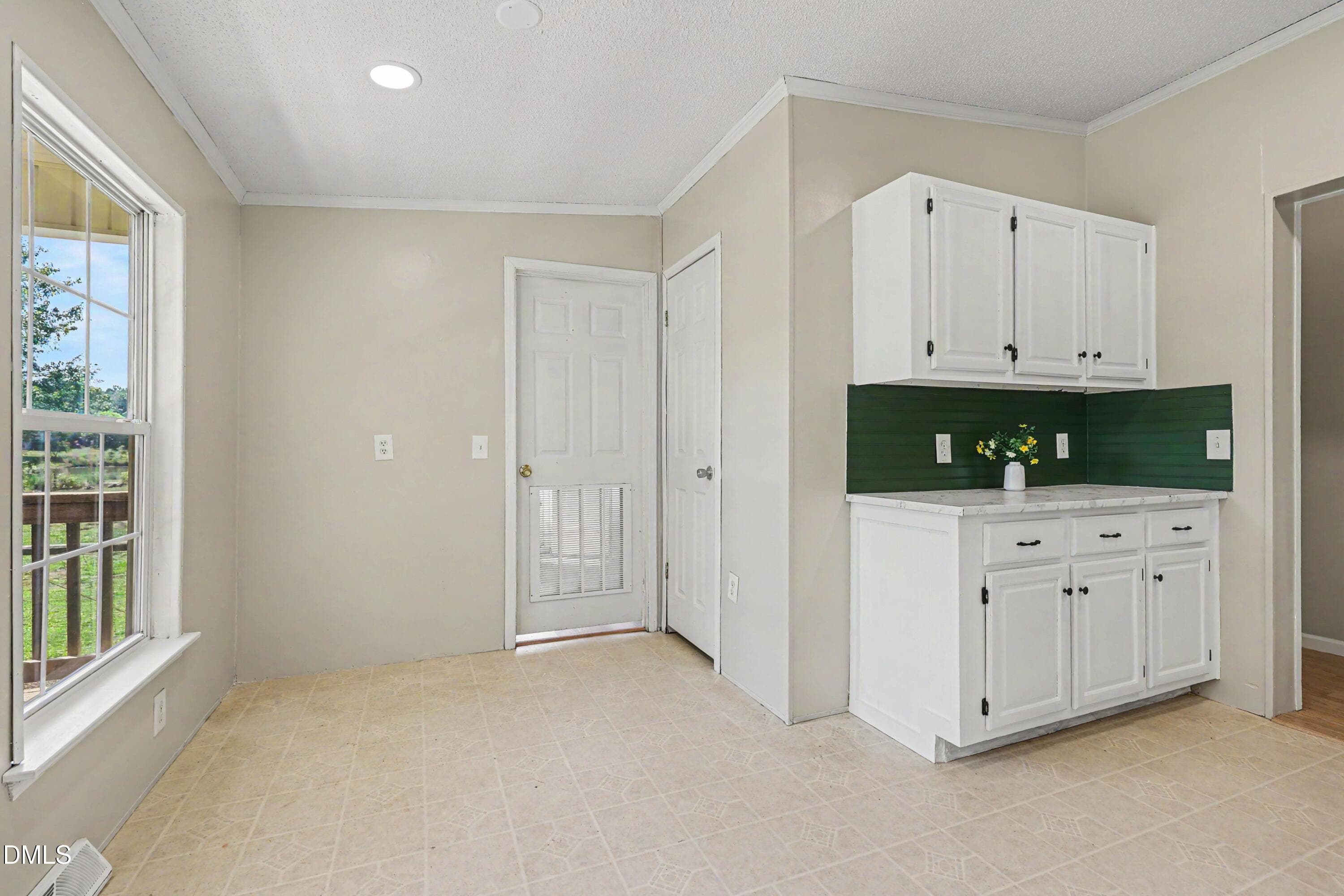 Kitchen Nook - 1310 Siler City Glendon Rd. Road, Siler City, NC 27344
