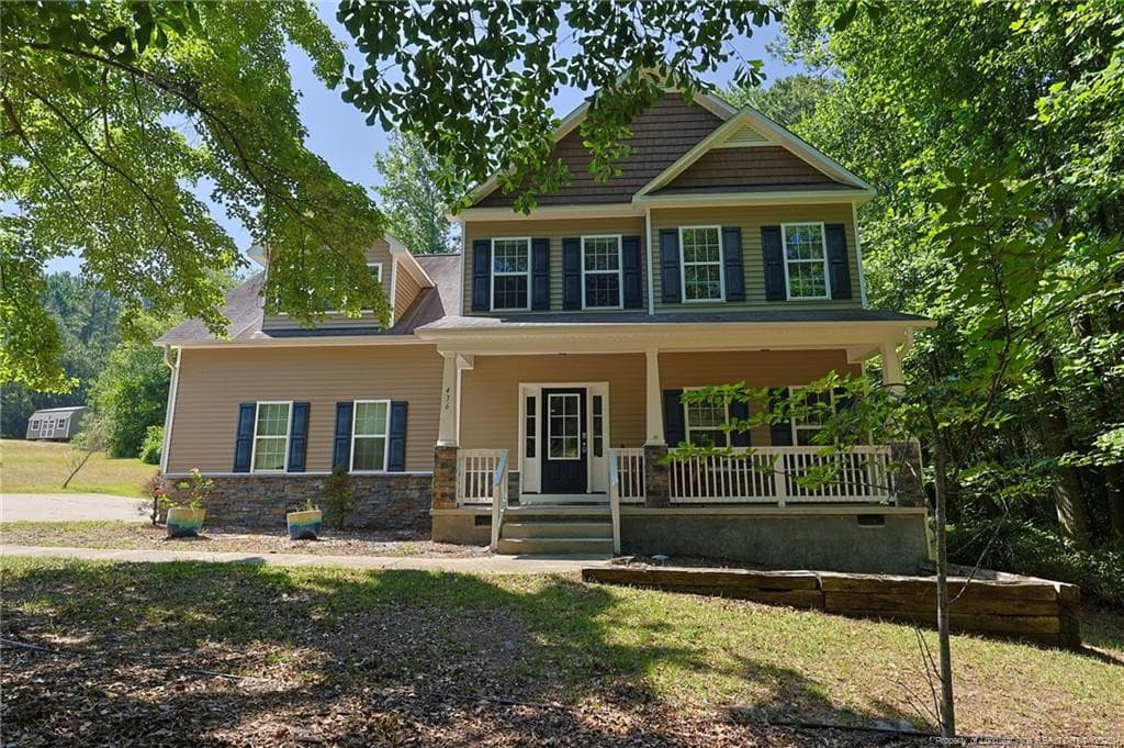436 Stone Cross Drive, Spring Lake, NC 28390