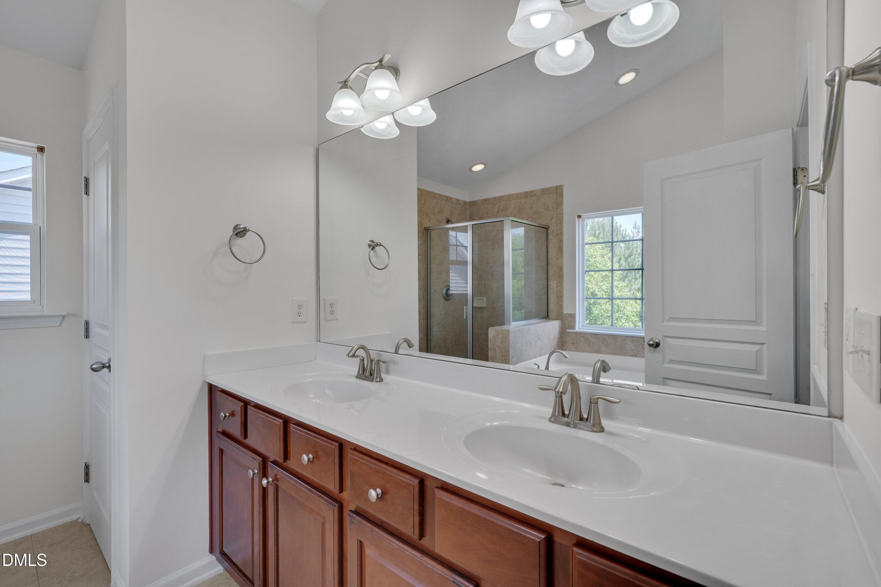 2903 Prospect Pkwy Primary Double Sinks - 2903 Prospect Parkway, Durham, NC 27703, Durham